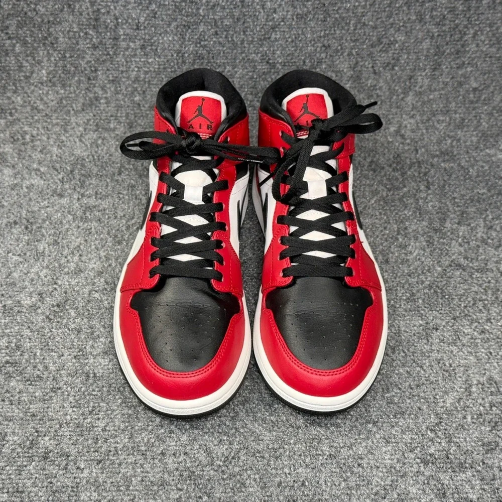 Jordan 1 Mid Chicago Toe Shoe Men 10 Red Black Retro Athletic Basketball Sneaker